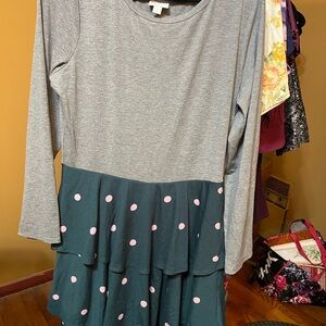 LuLaRoe dress with 3 tiered skirt. NWOT 2 XL